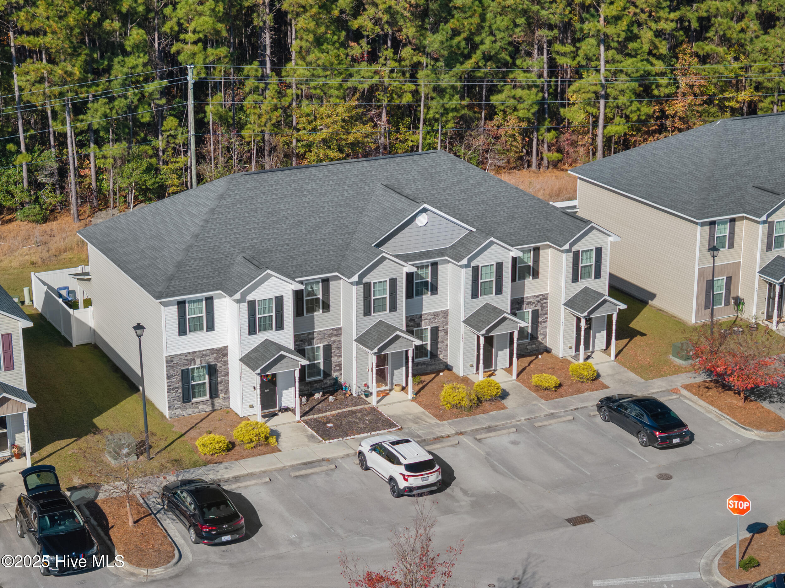 145 W Murrow Lane