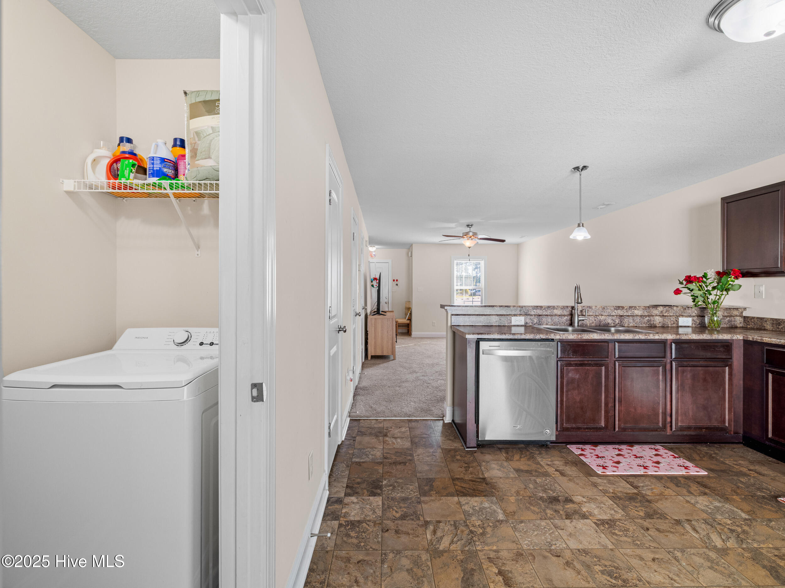 145 W Murrow Lane