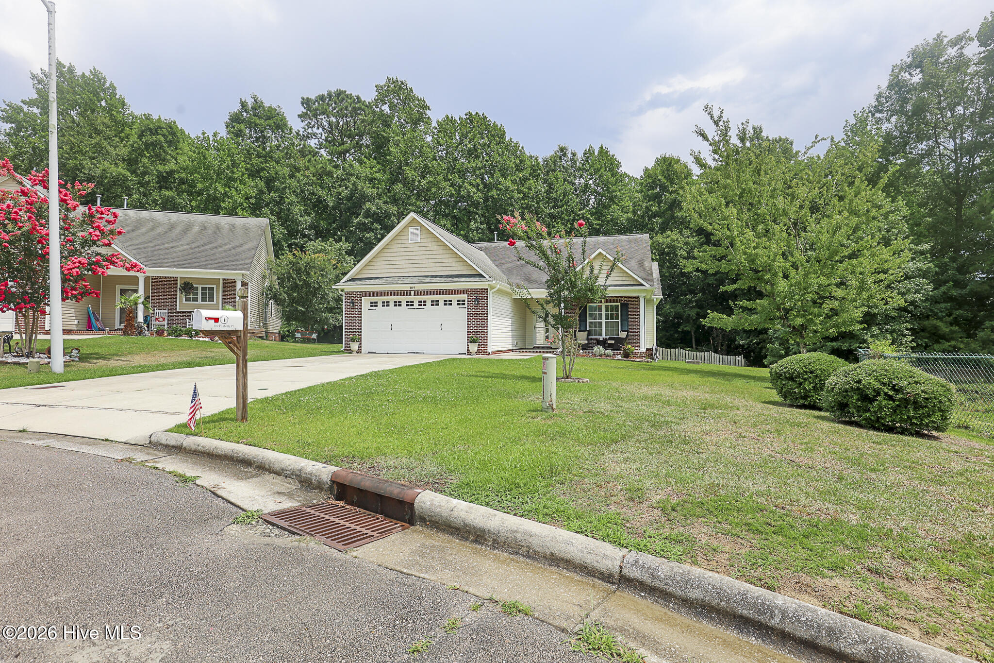 109 Foxberry Place