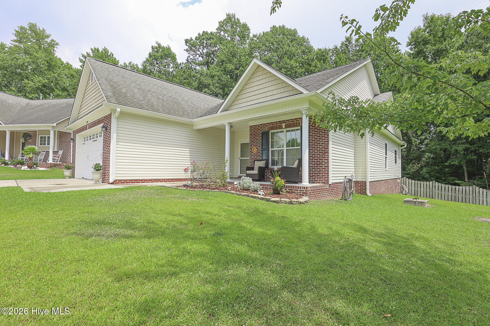 109 Foxberry Place