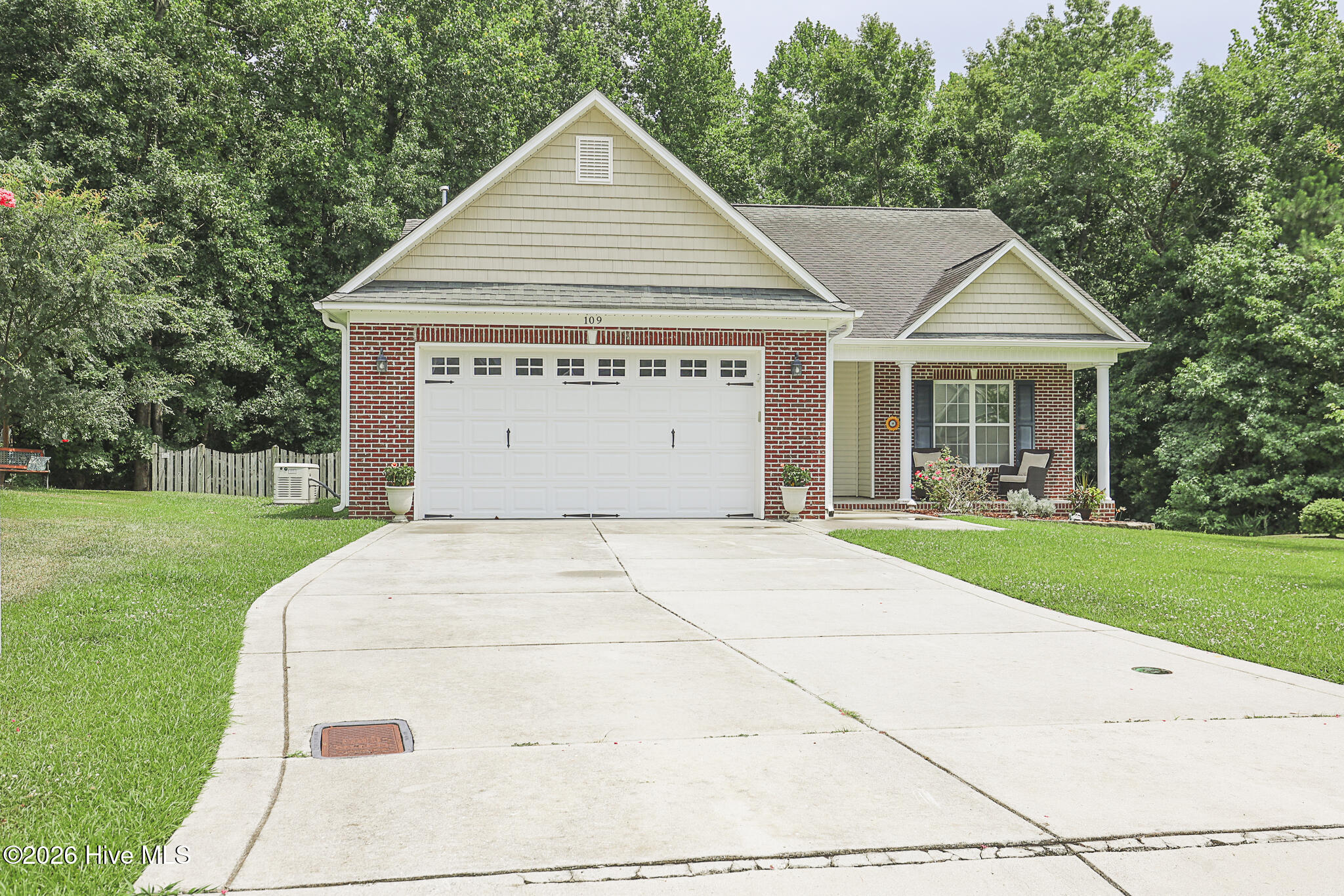 109 Foxberry Place