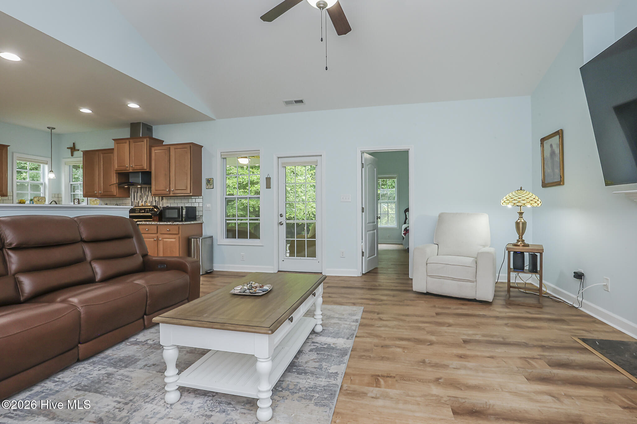109 Foxberry Place