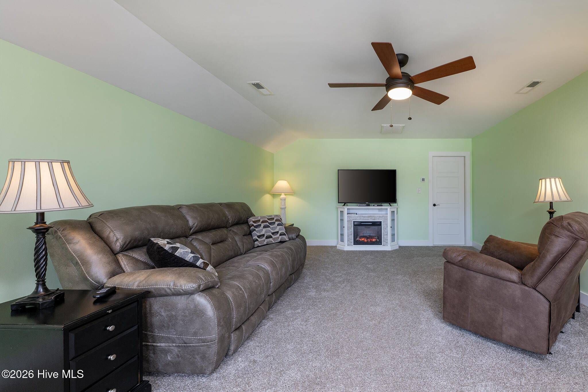 124 S Brightleaf Drive