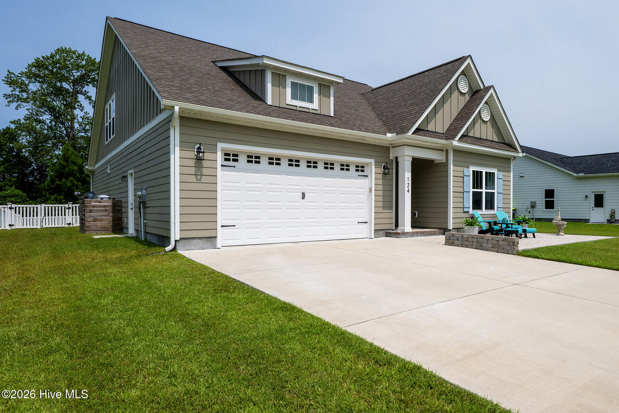 124 S Brightleaf Drive