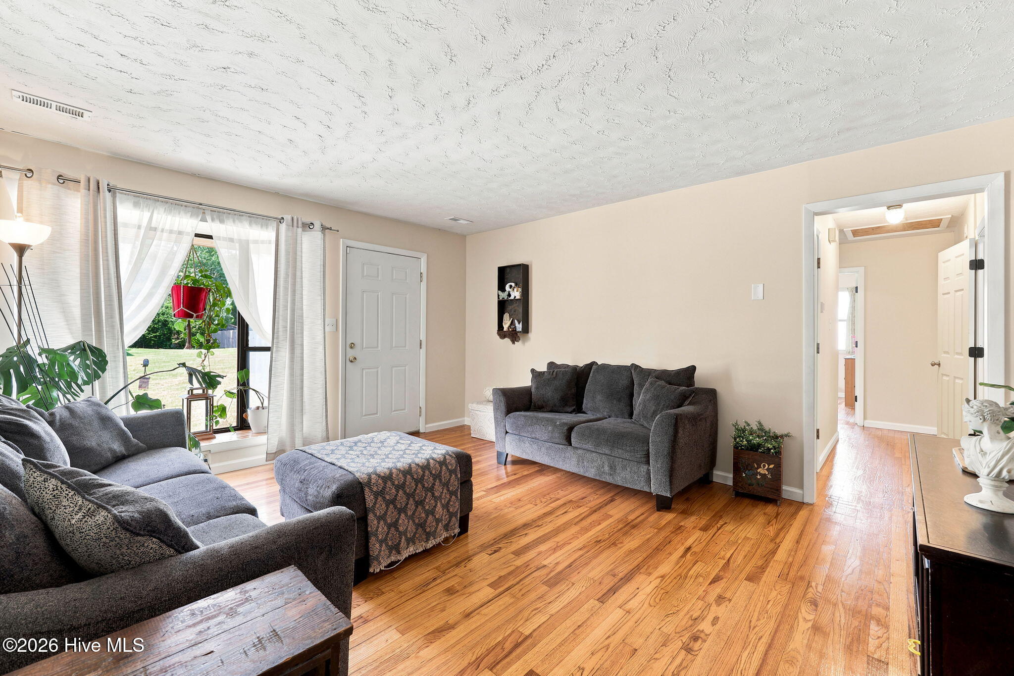 11 Oxford Drive