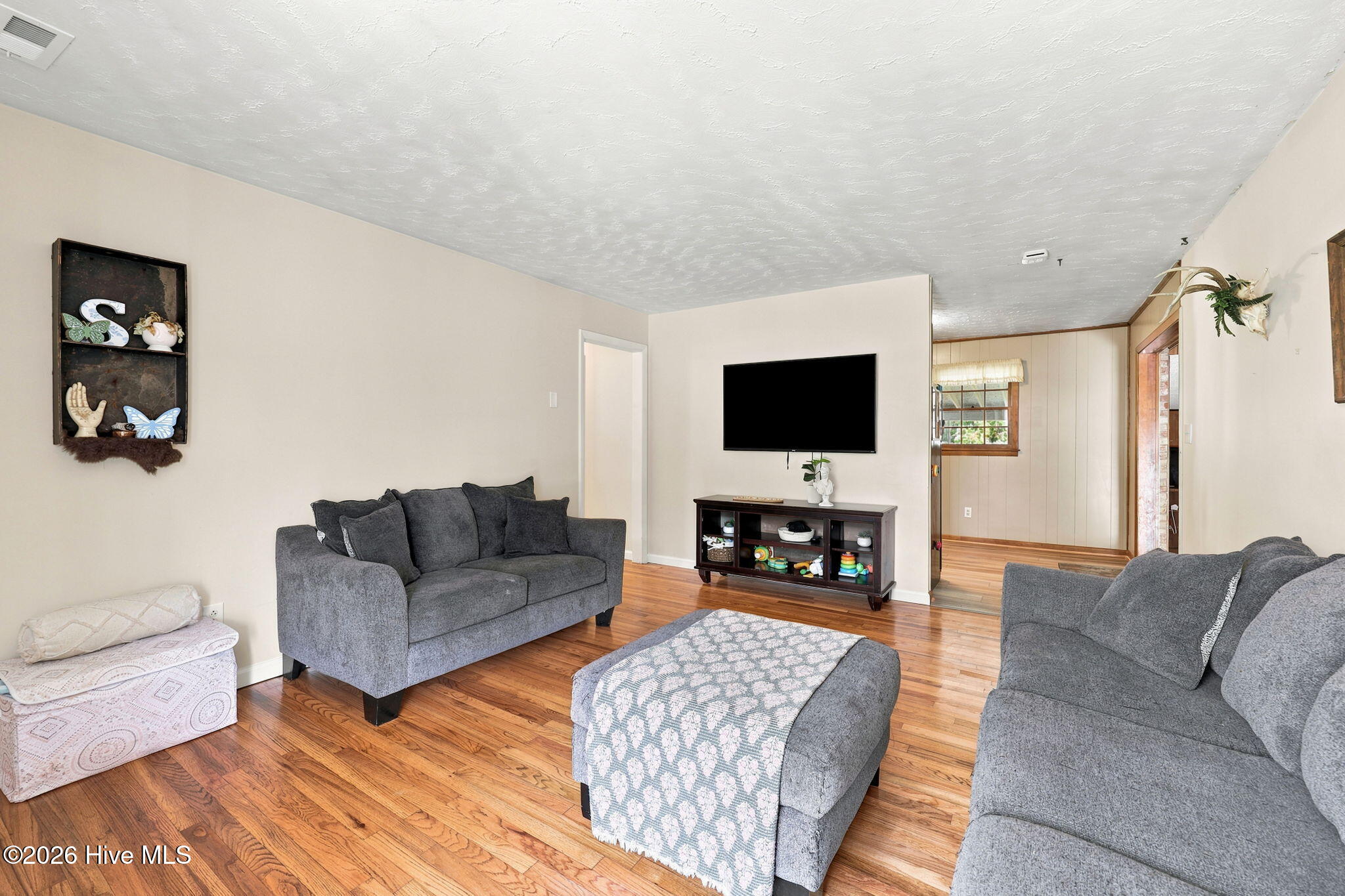 11 Oxford Drive