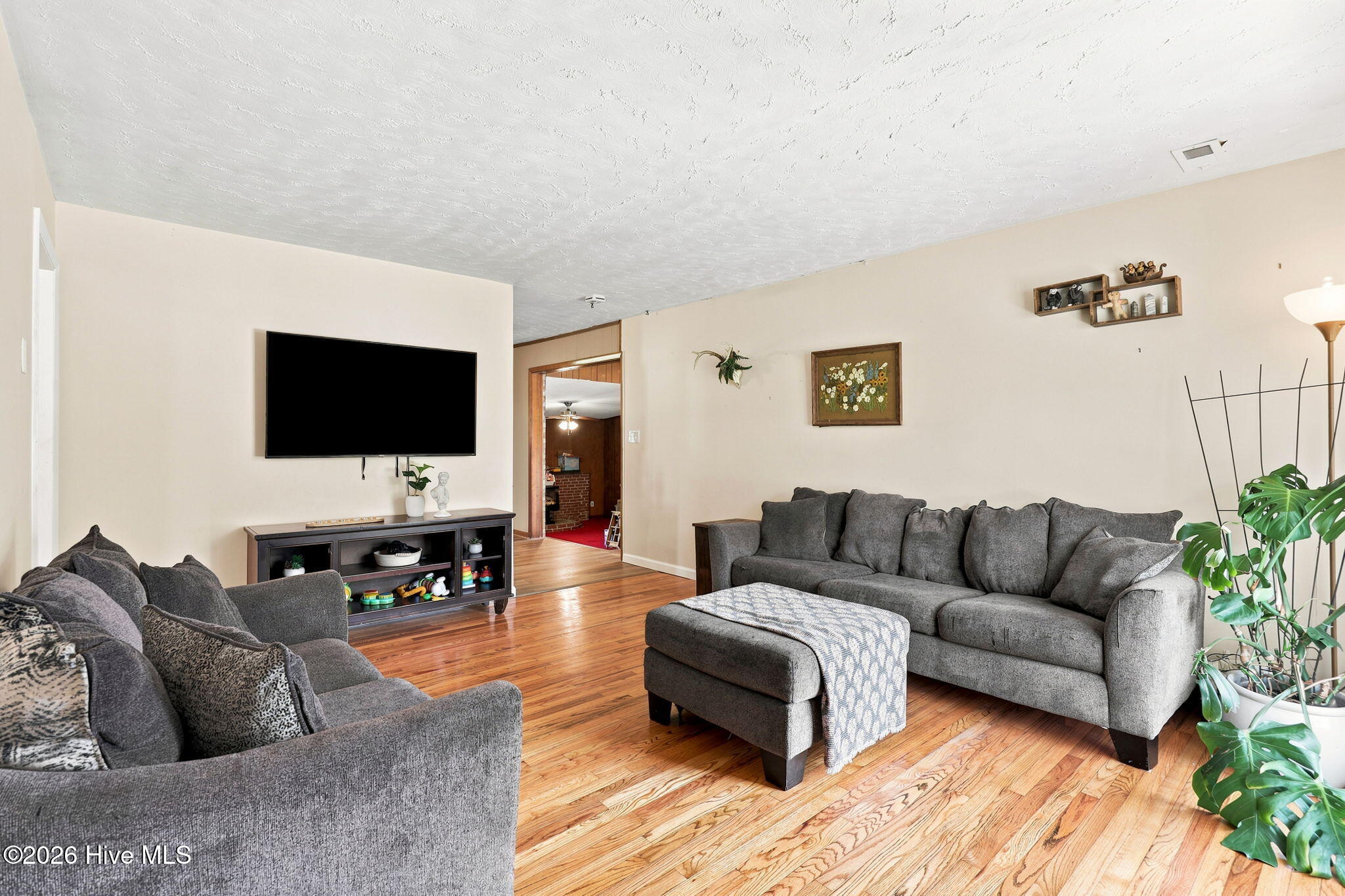 11 Oxford Drive