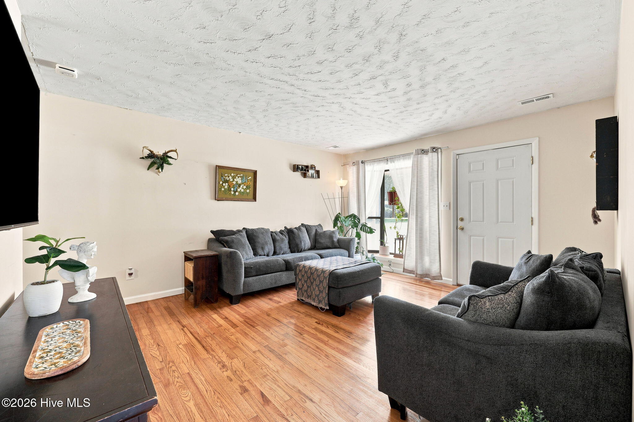 11 Oxford Drive