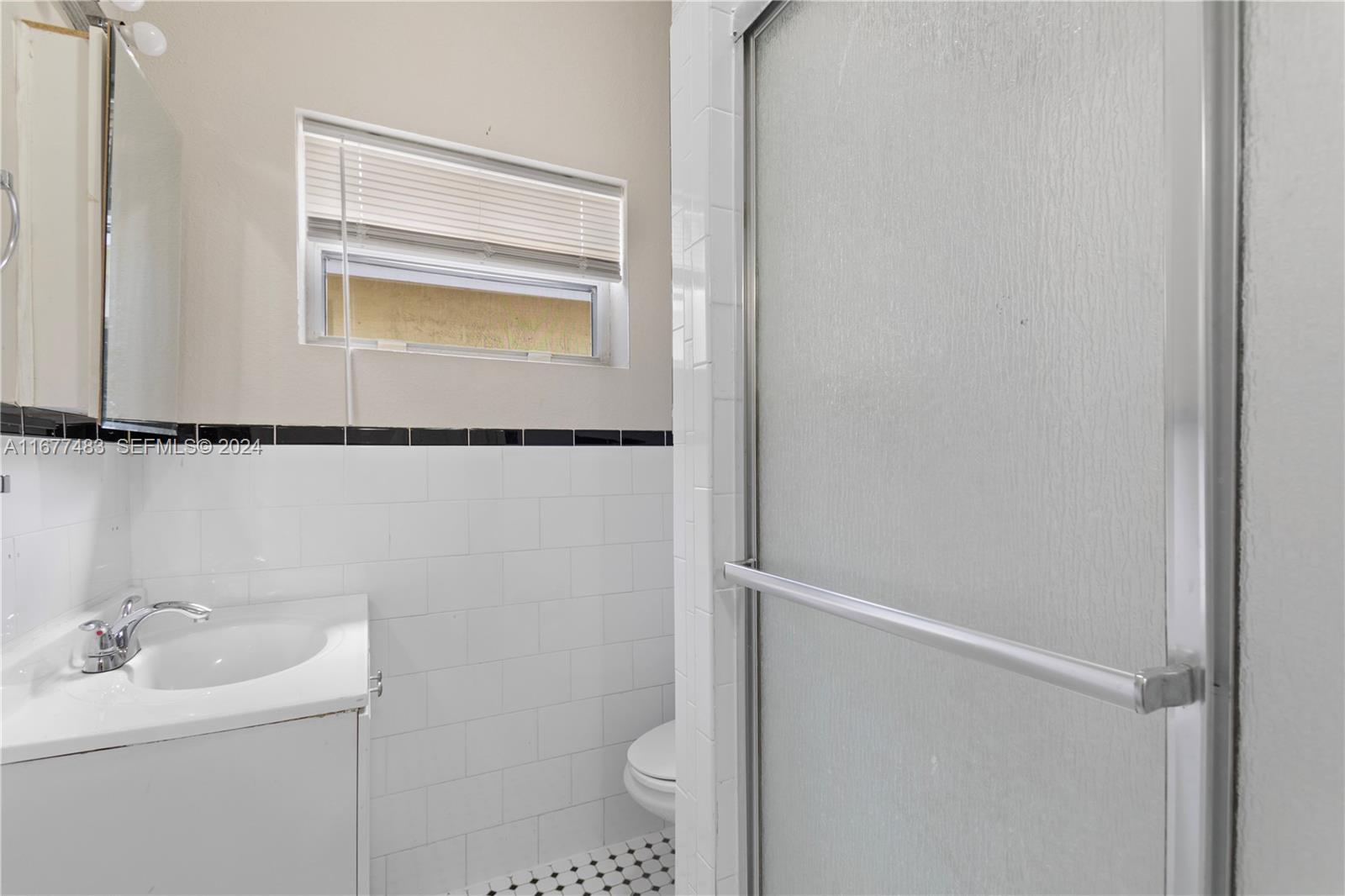 503 Avenida Hermosa
