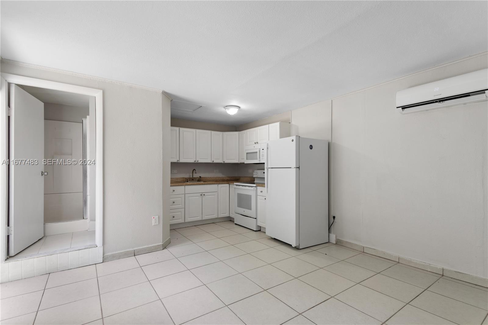 503 Avenida Hermosa