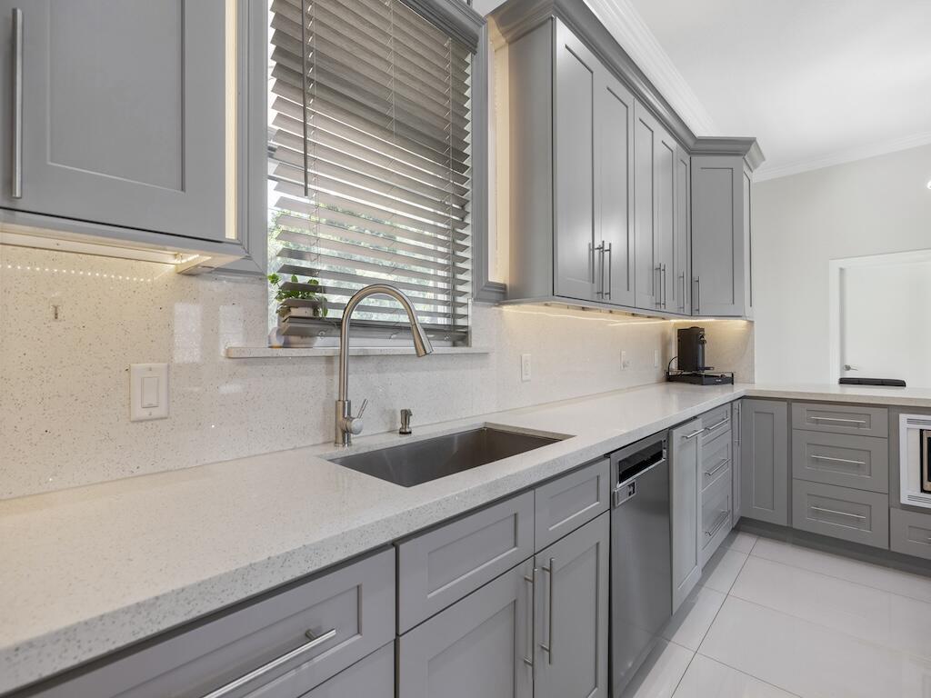 914 SW Mccracken Avenue, Port St. Lucie