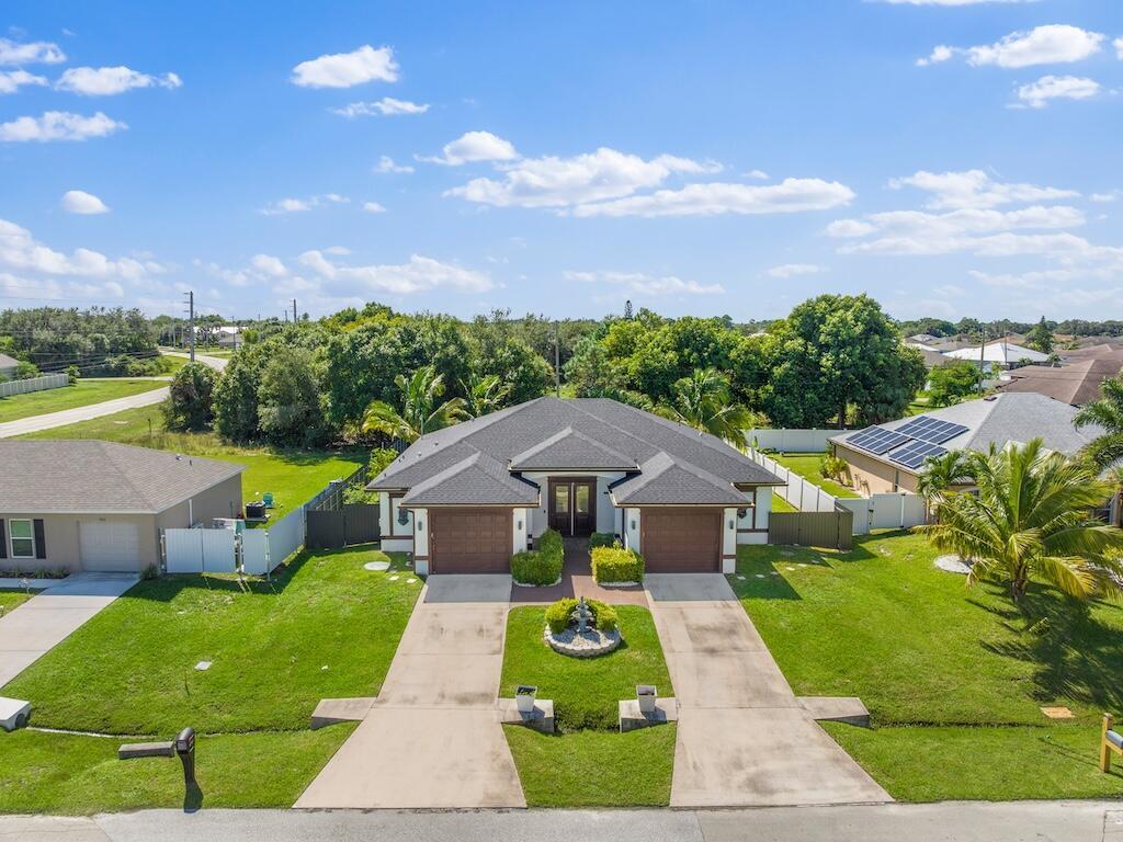 914 SW Mccracken Avenue, Port St. Lucie