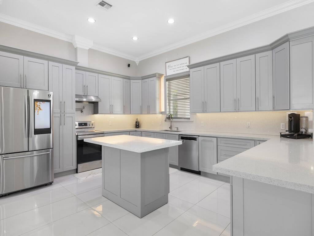 914 SW Mccracken Avenue, Port St. Lucie