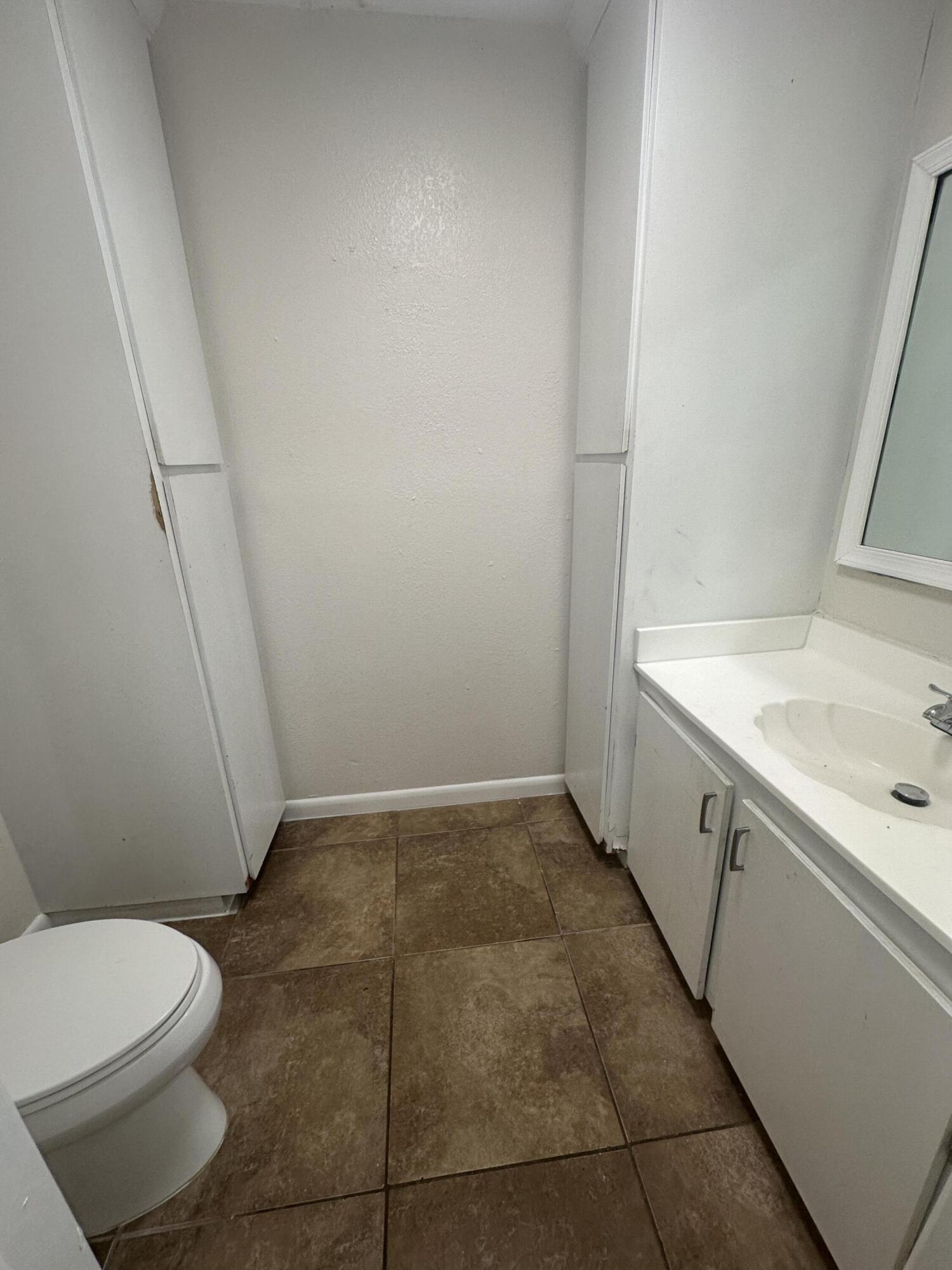 1827 N Congress Avenue