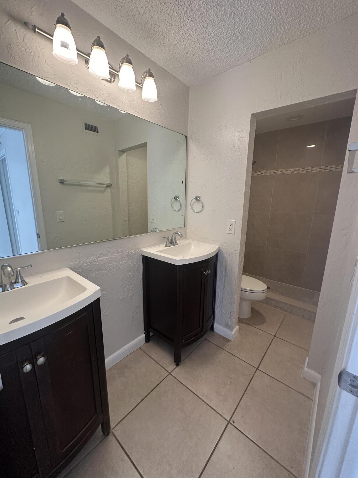 1827 N Congress Avenue