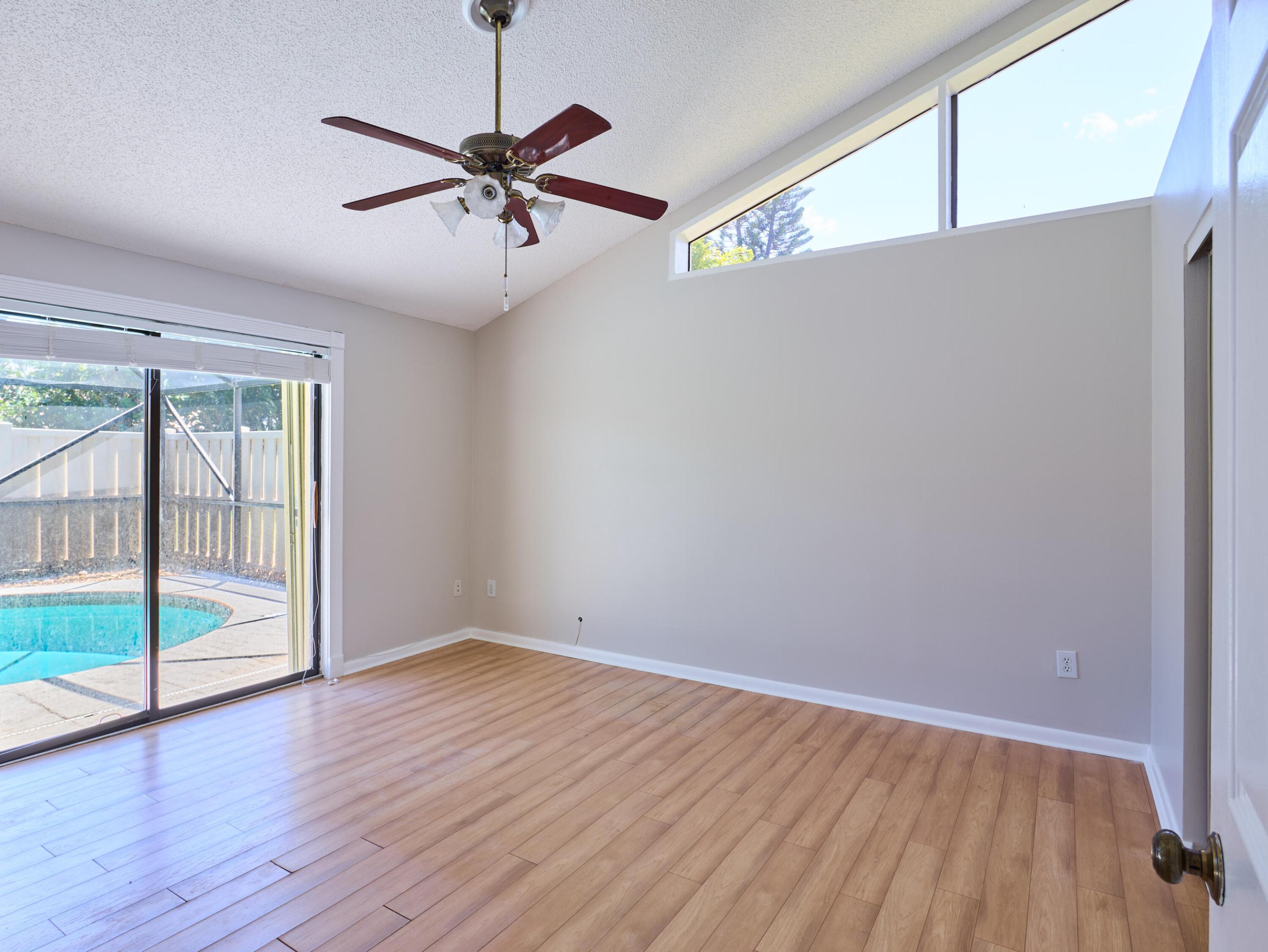 5532 Golden Eagle Circle