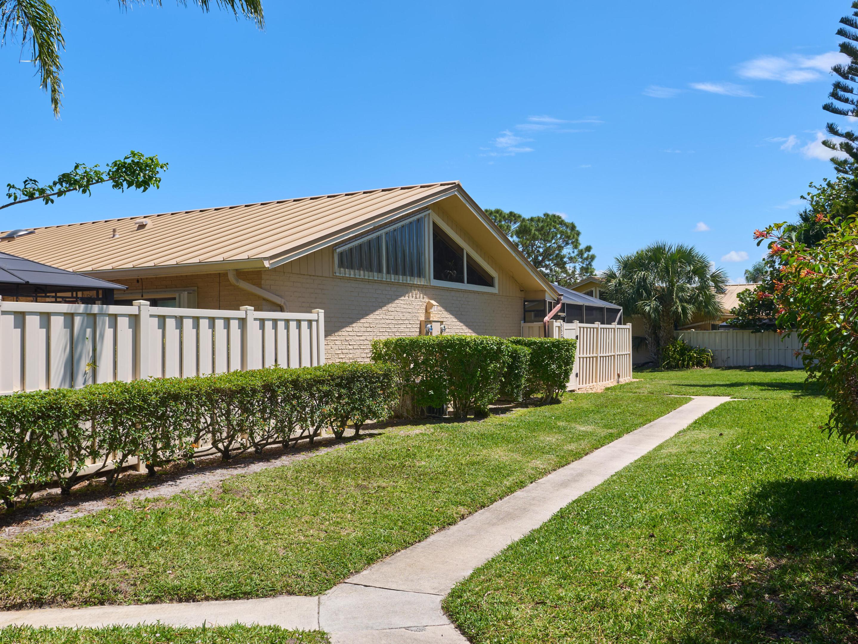 5532 Golden Eagle Circle