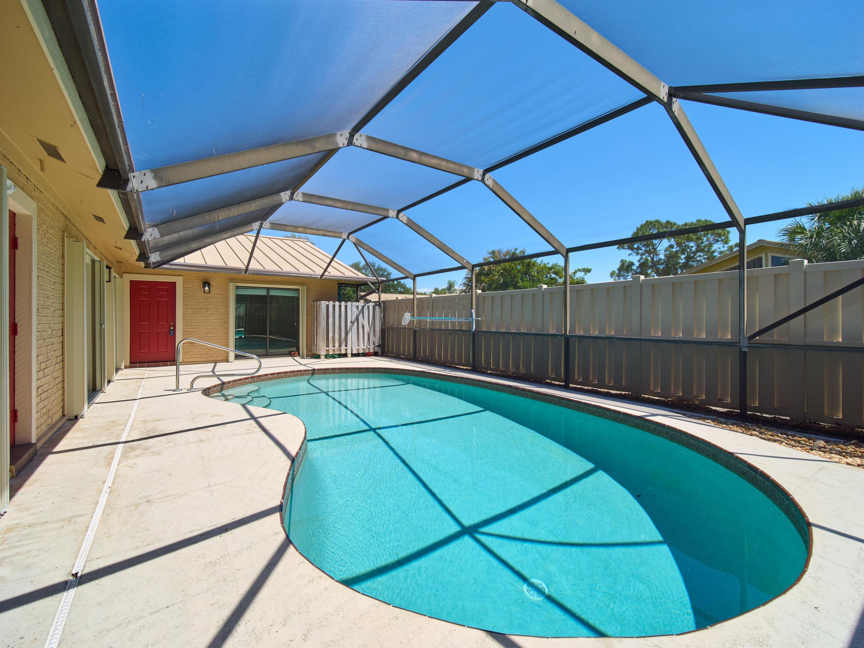 5532 Golden Eagle Circle