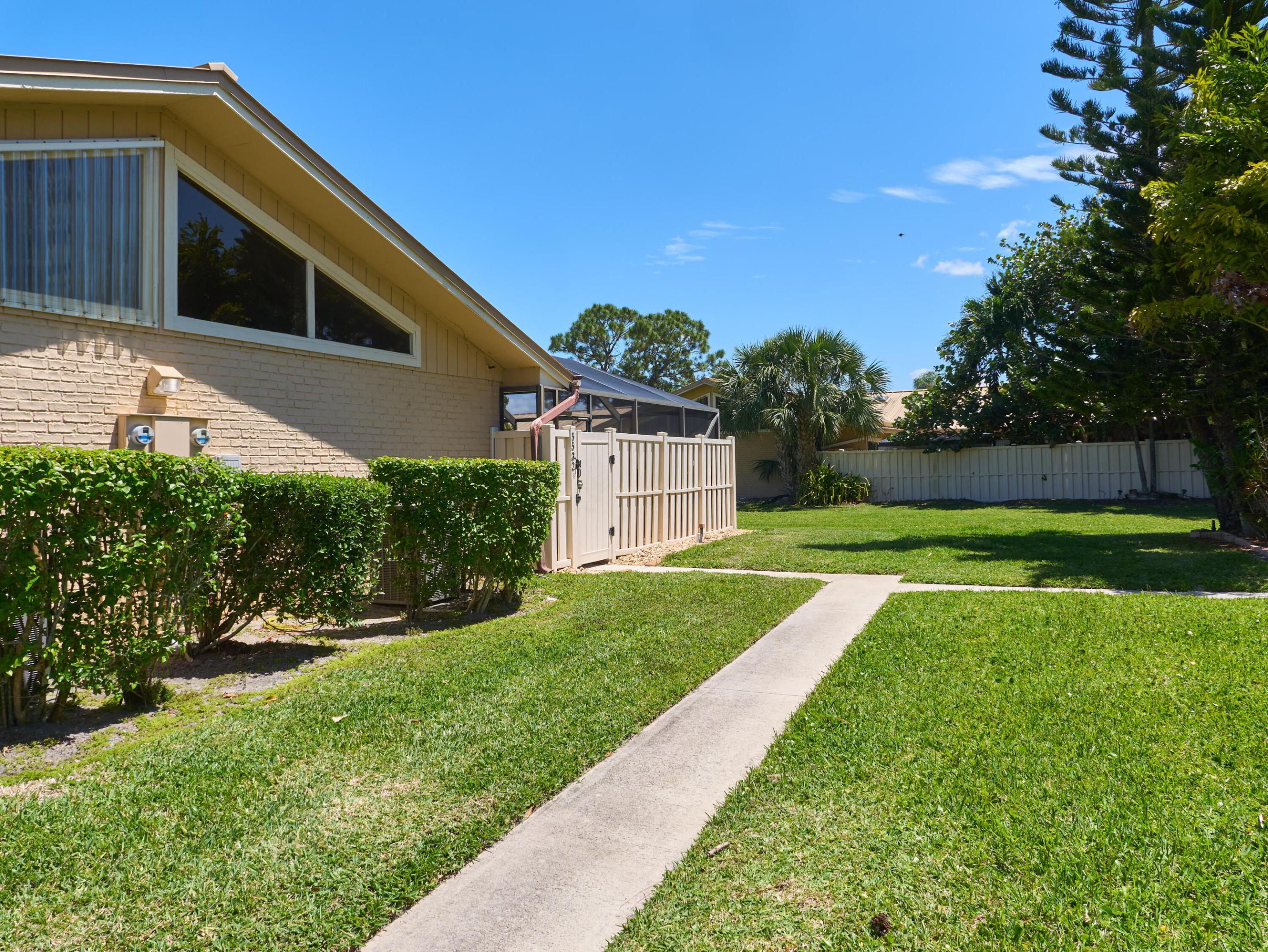 5532 Golden Eagle Circle