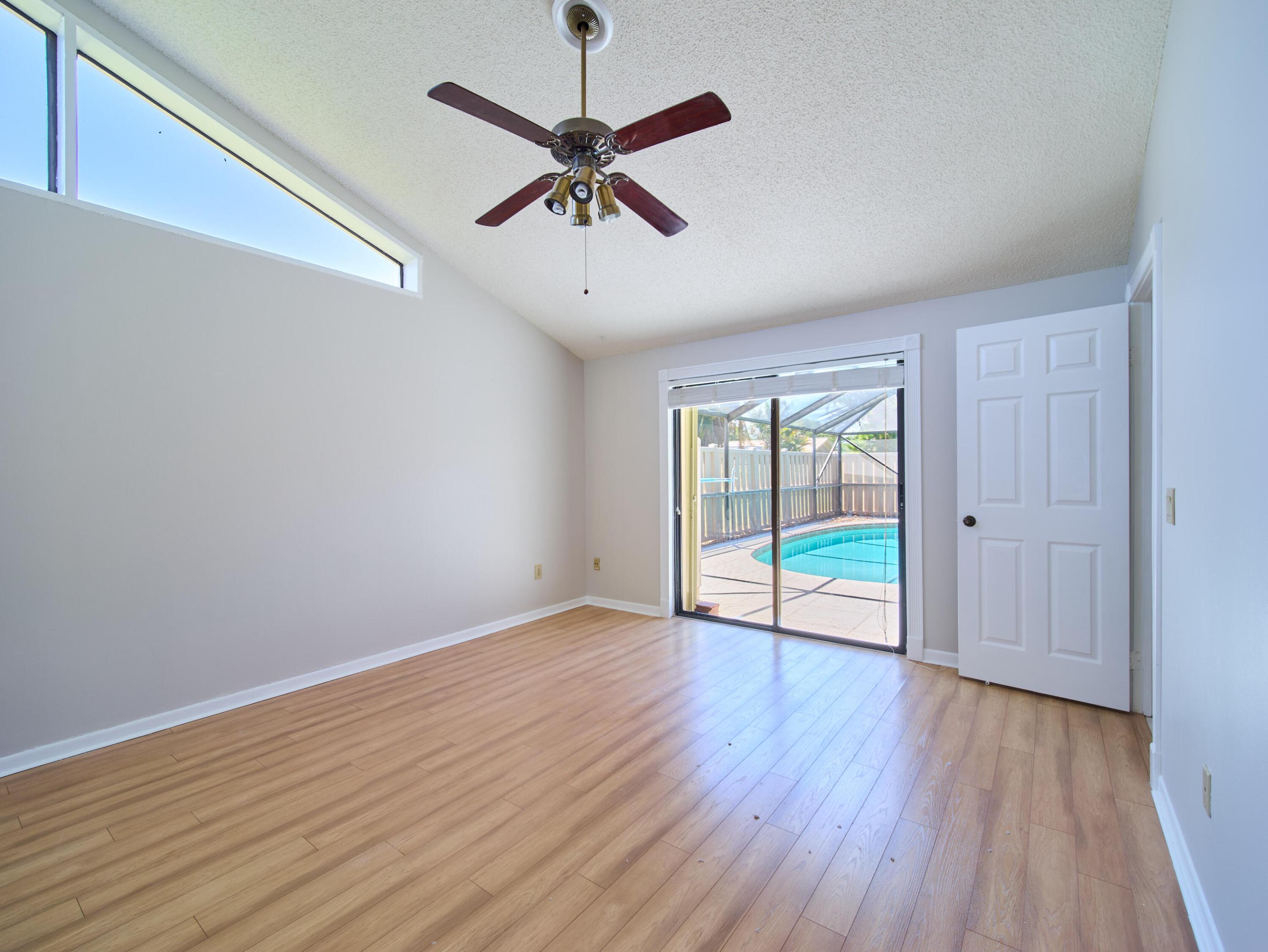 5532 Golden Eagle Circle