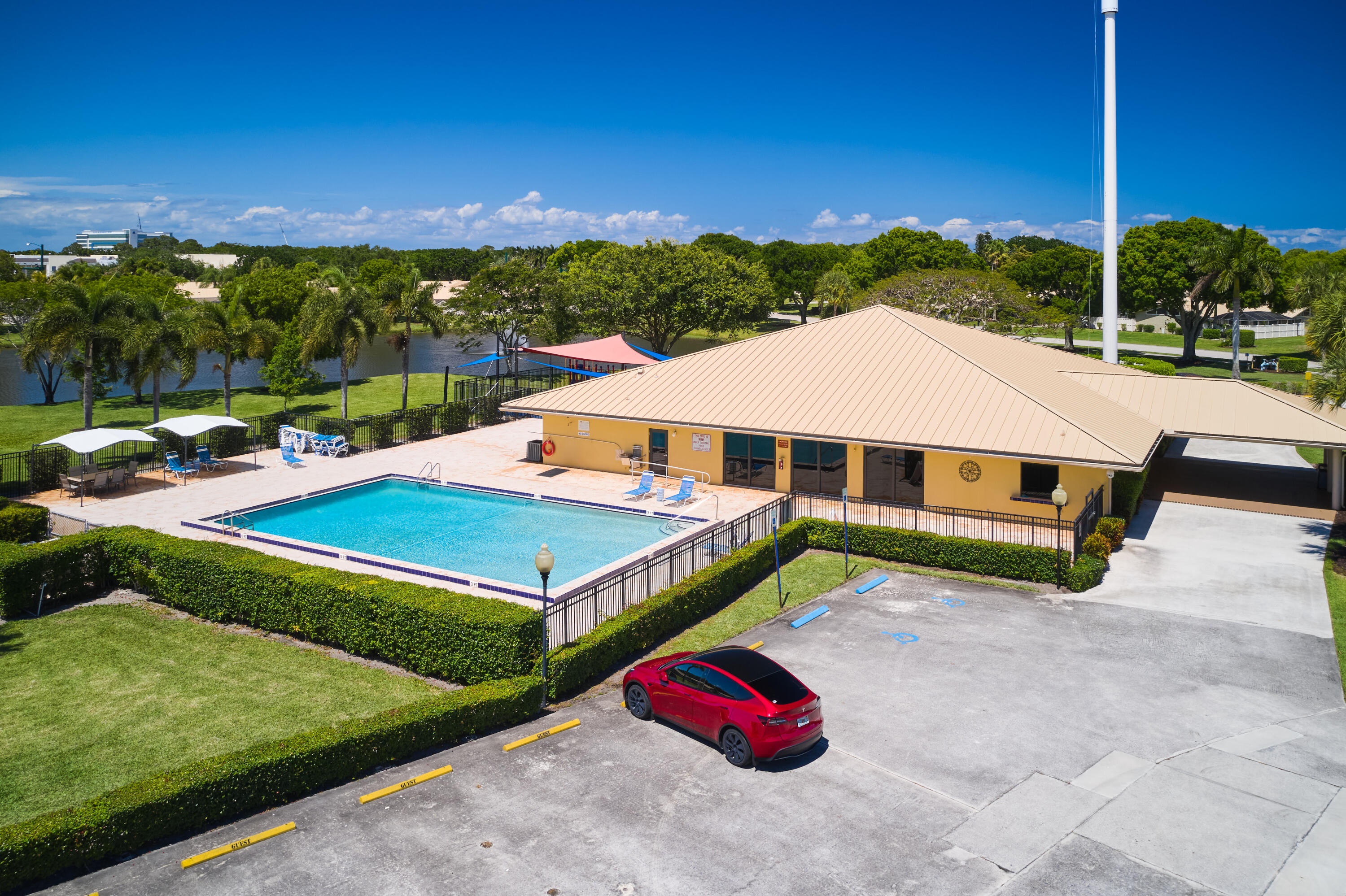 5532 Golden Eagle Circle