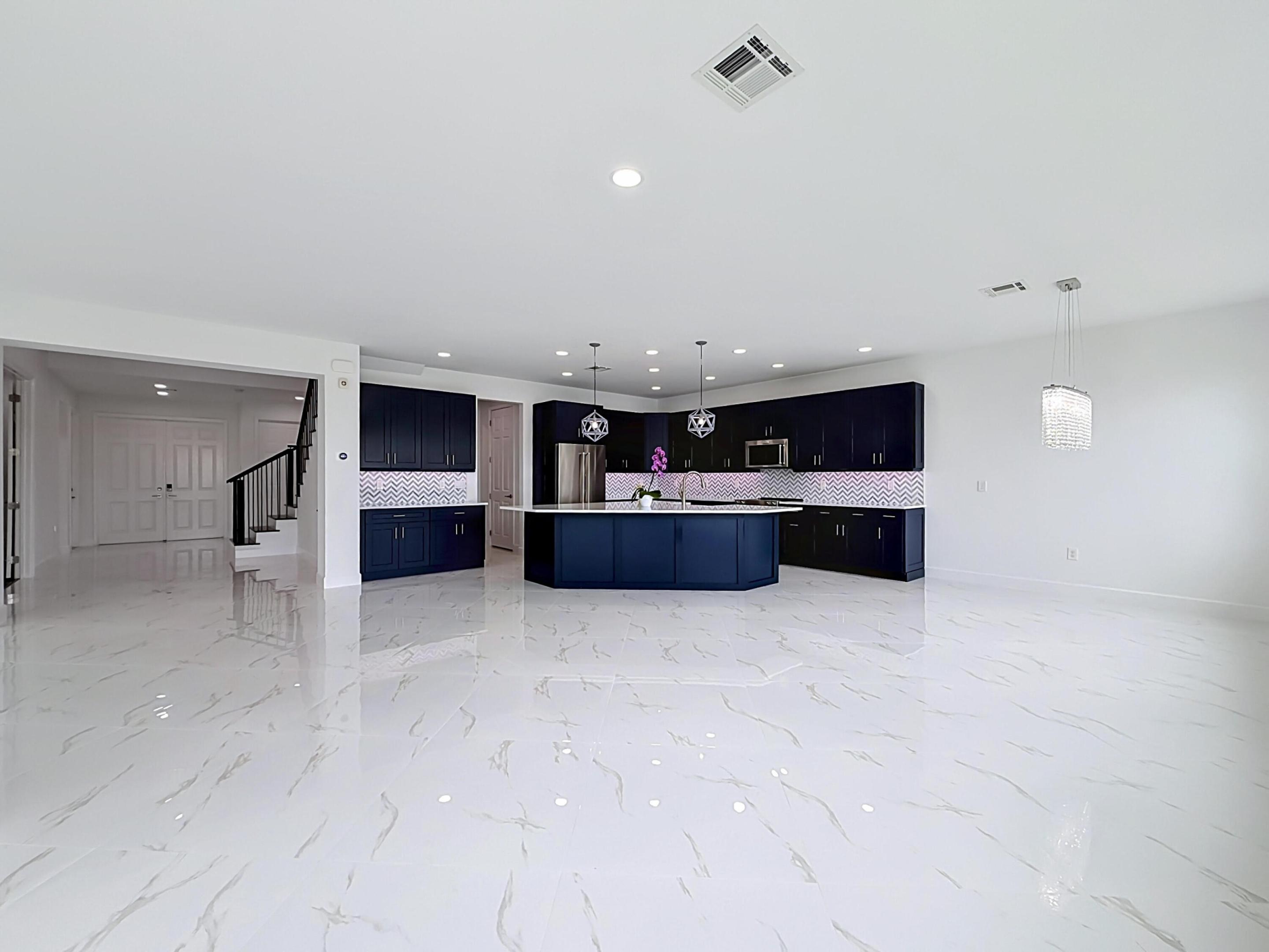 9508 Phipps Lane