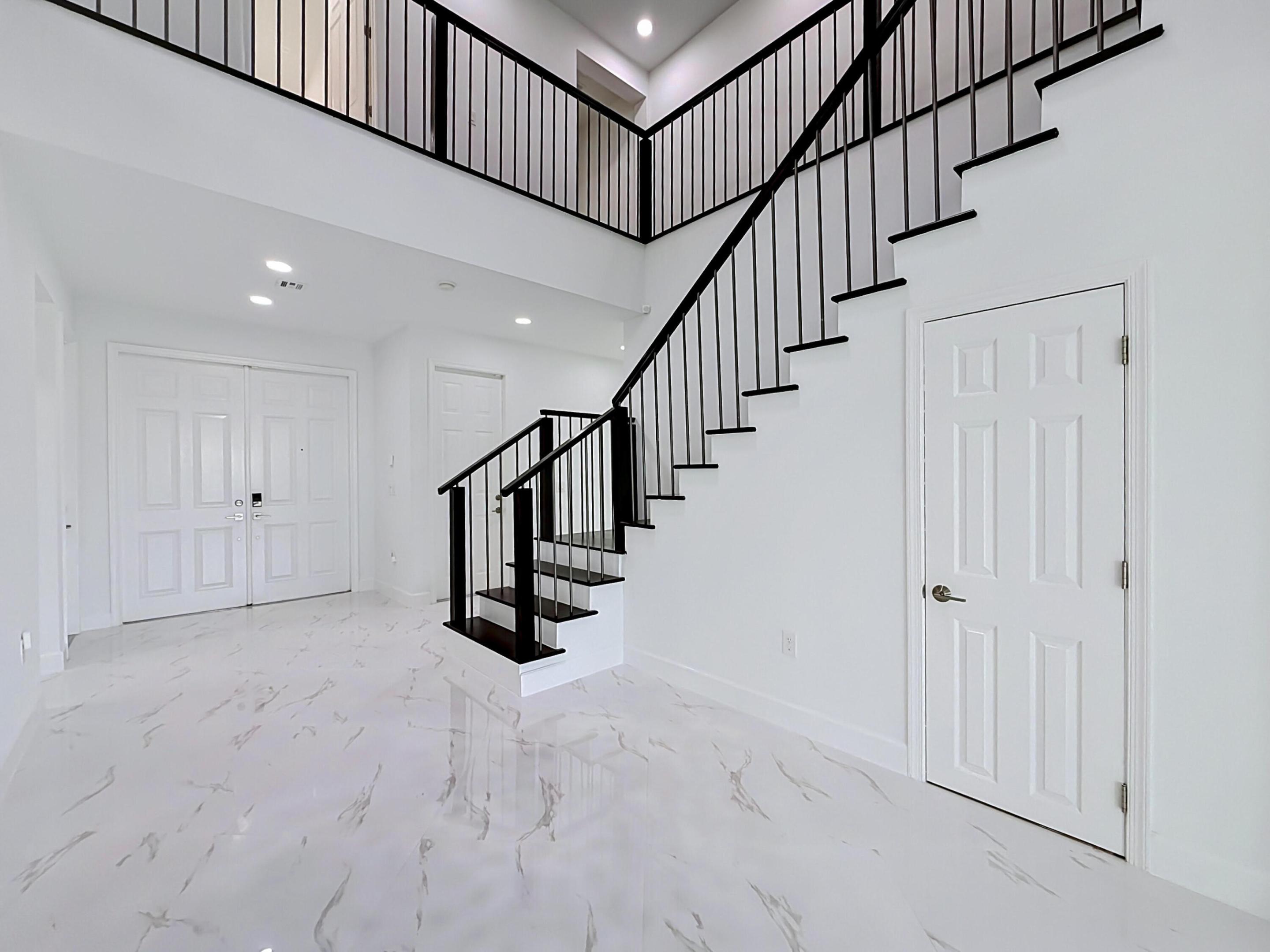 9508 Phipps Lane