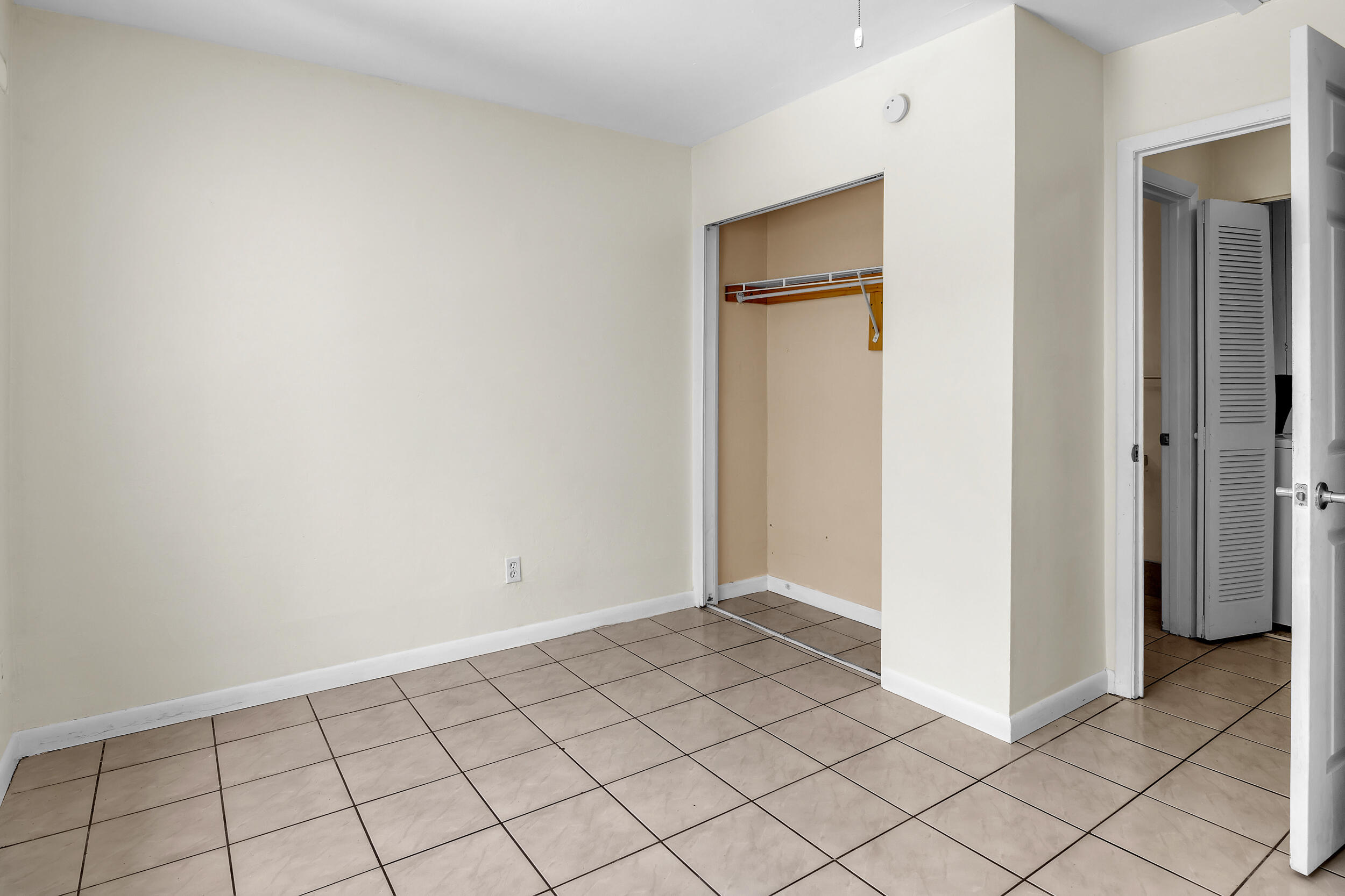 9428 NW 65TH Street C4