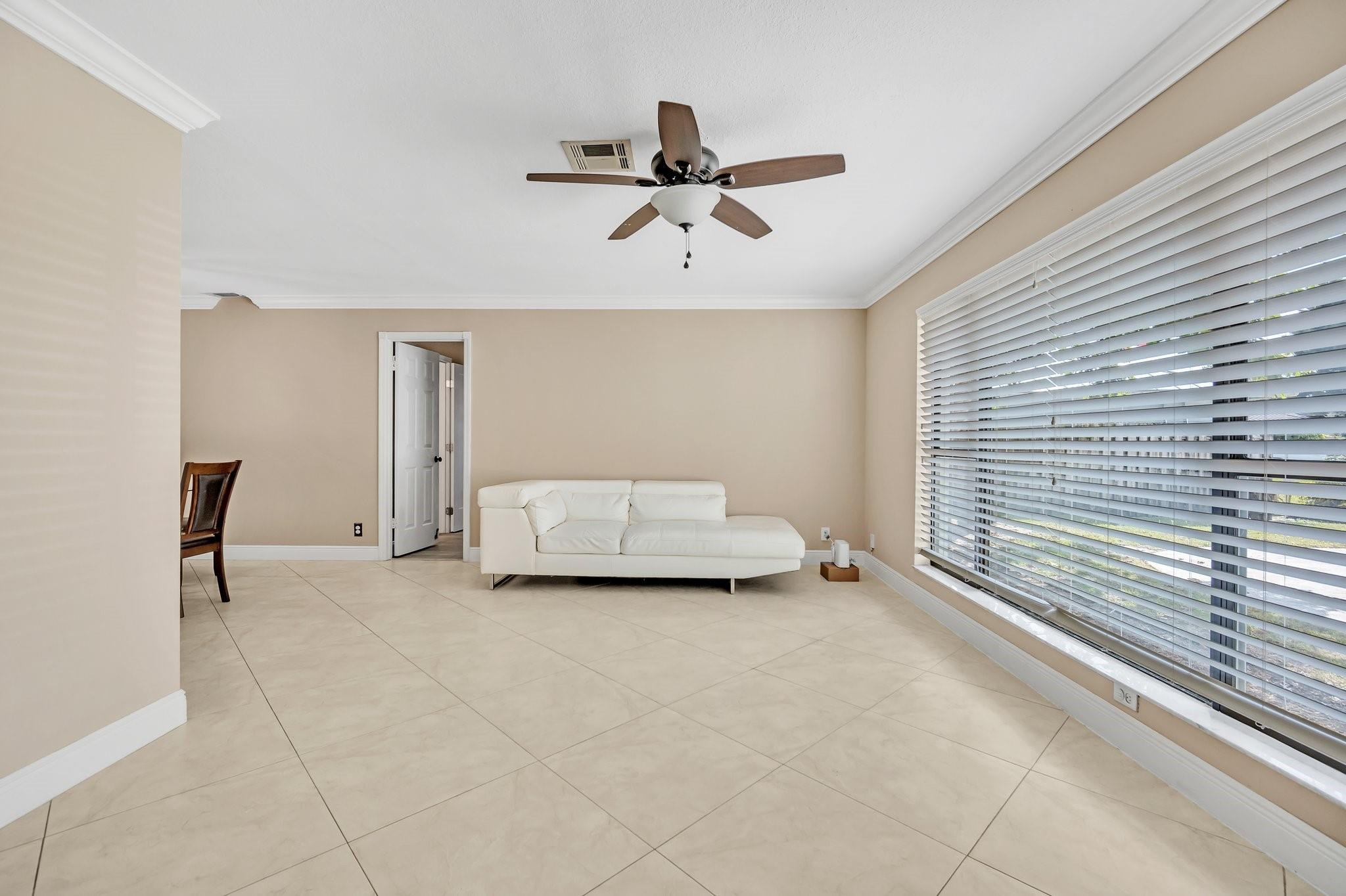 1171 Gloucester Ct