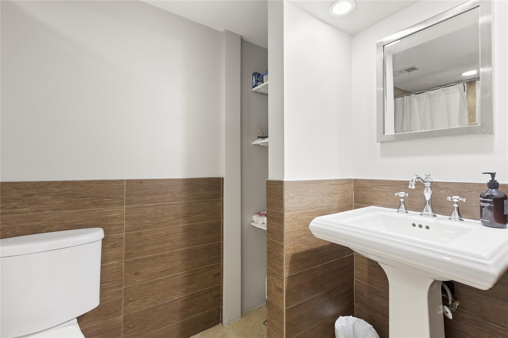 1401 S Federal Hwy 510