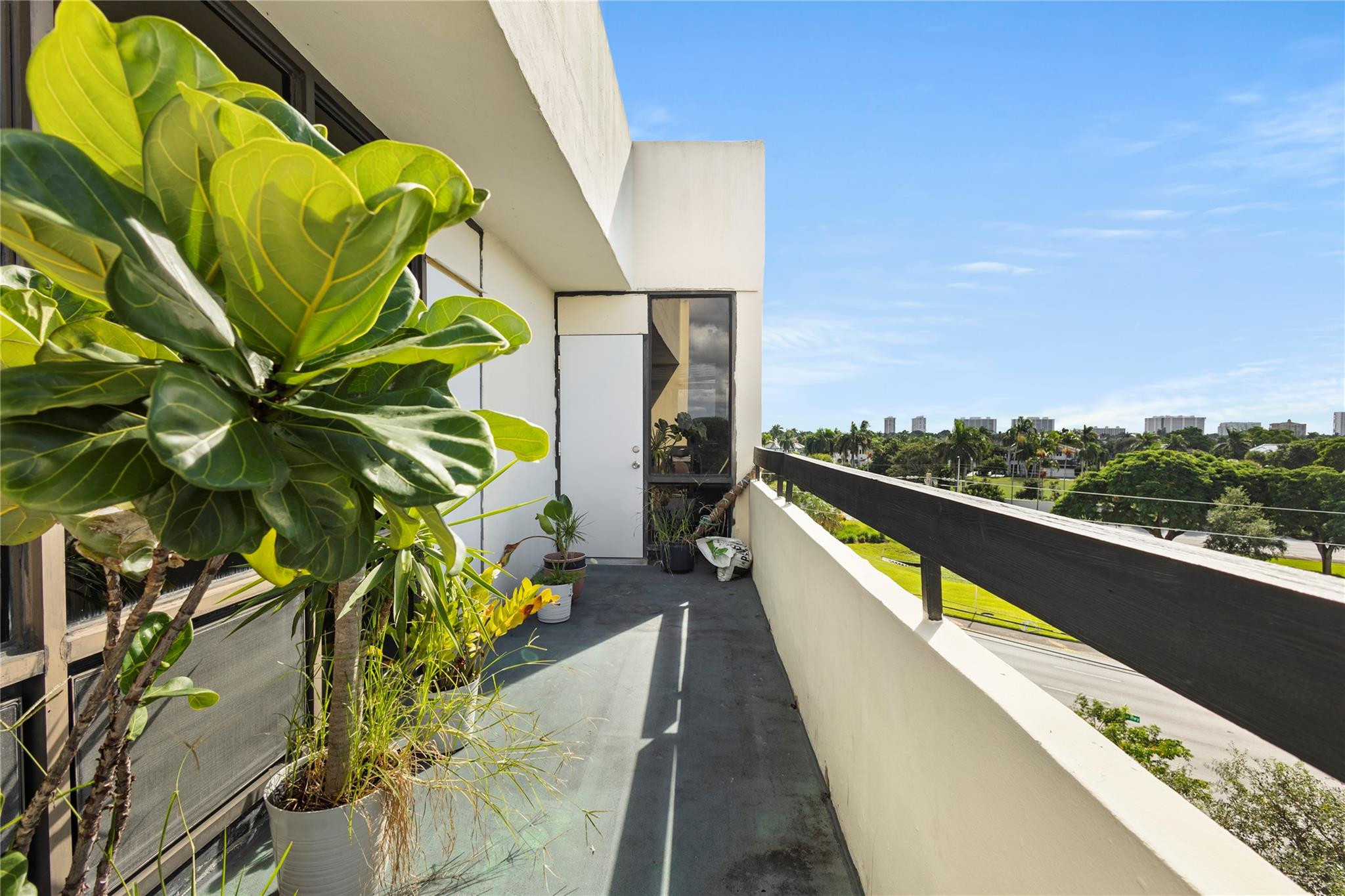 1401 S Federal Hwy 510