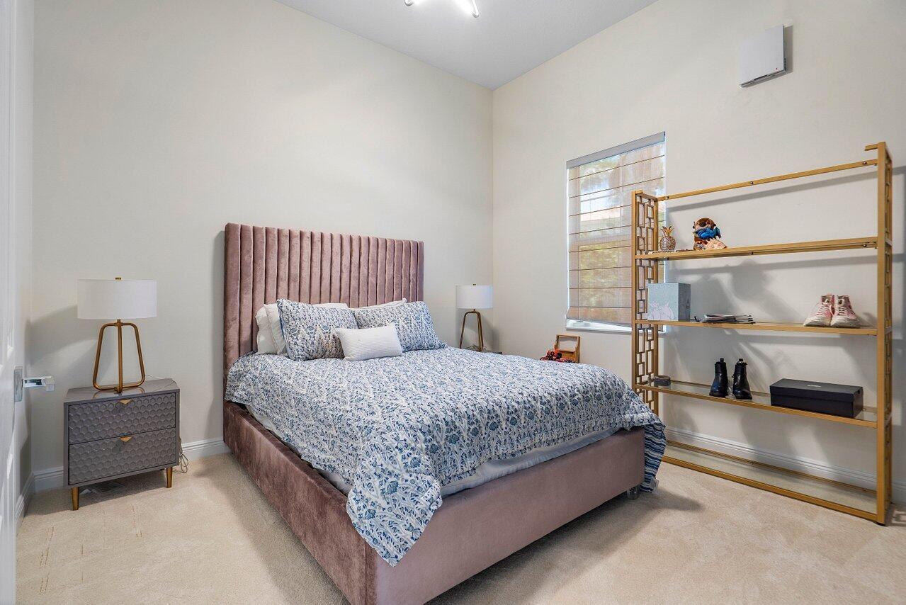 3146 Waterside Circle