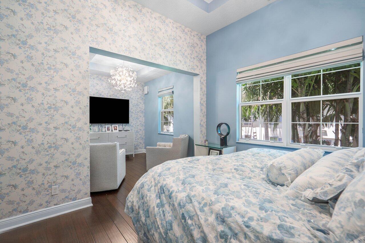 3146 Waterside Circle