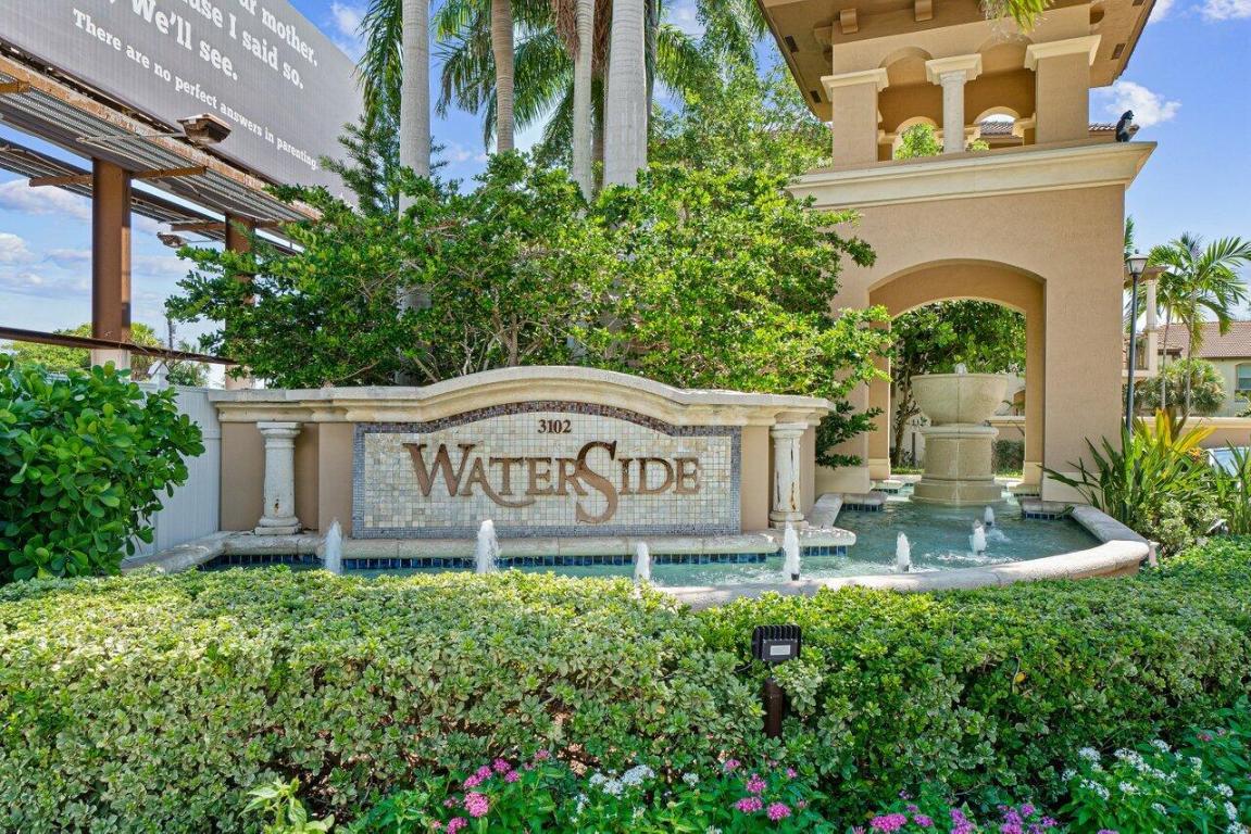 3146 Waterside Circle