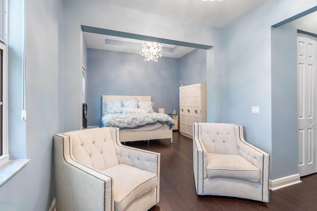 3146 Waterside Circle