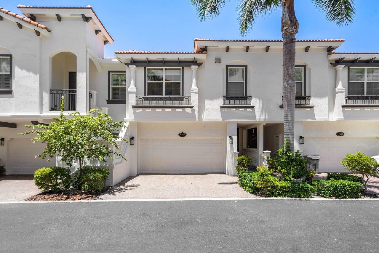 3146 Waterside Circle