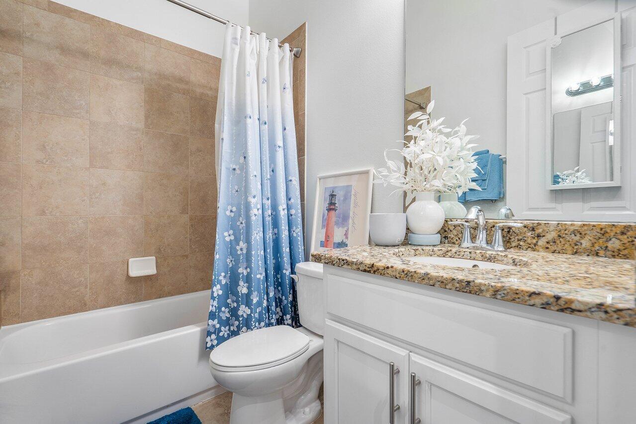 3146 Waterside Circle