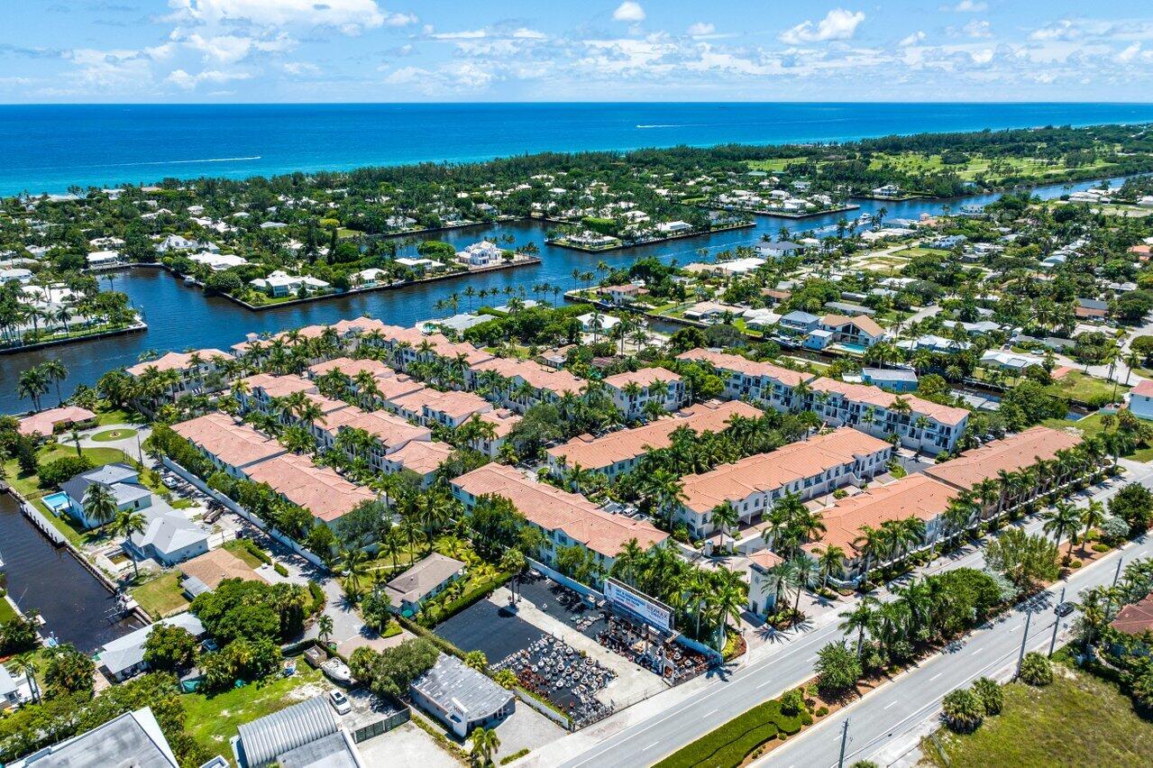 3146 Waterside Circle