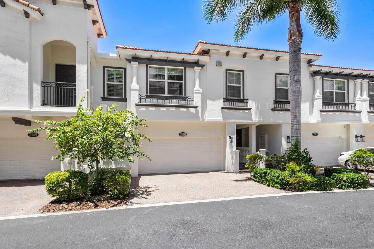 3146 Waterside Circle