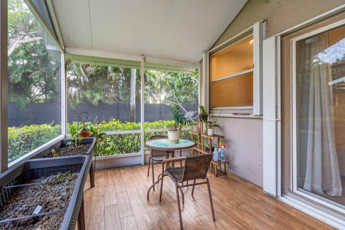 20970 Via Azalea Unit: 1