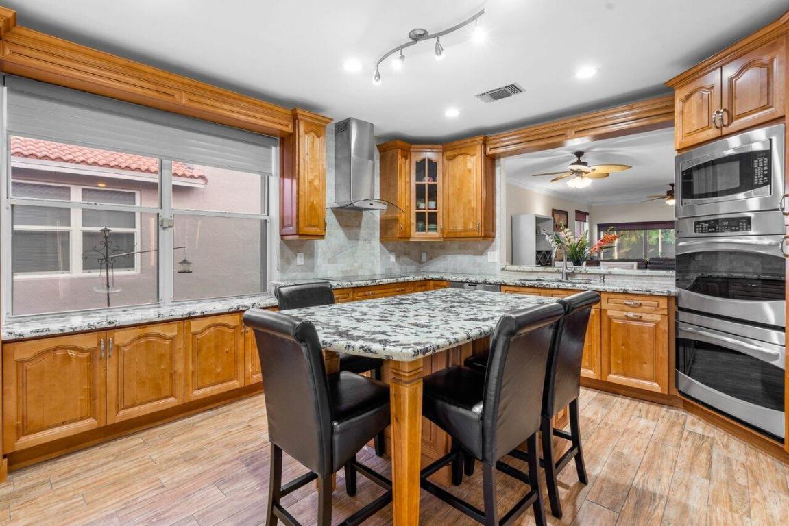 20970 Via Azalea Unit: 1