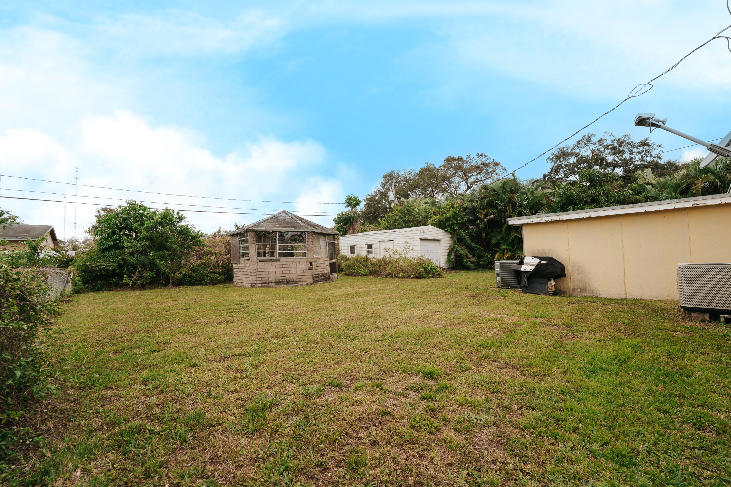 110 Miami Gardens Road