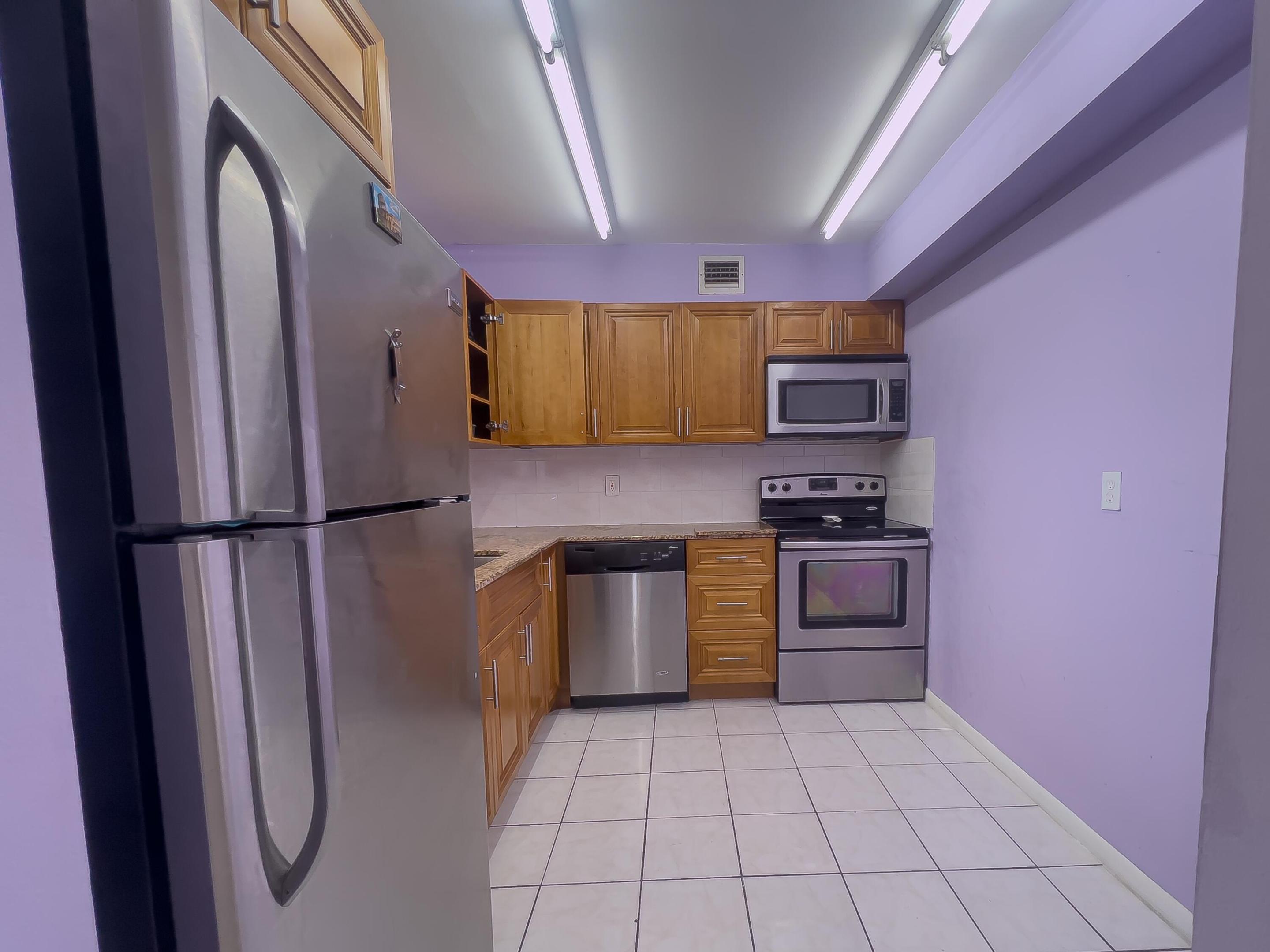 715 Lori Drive Unit: 205