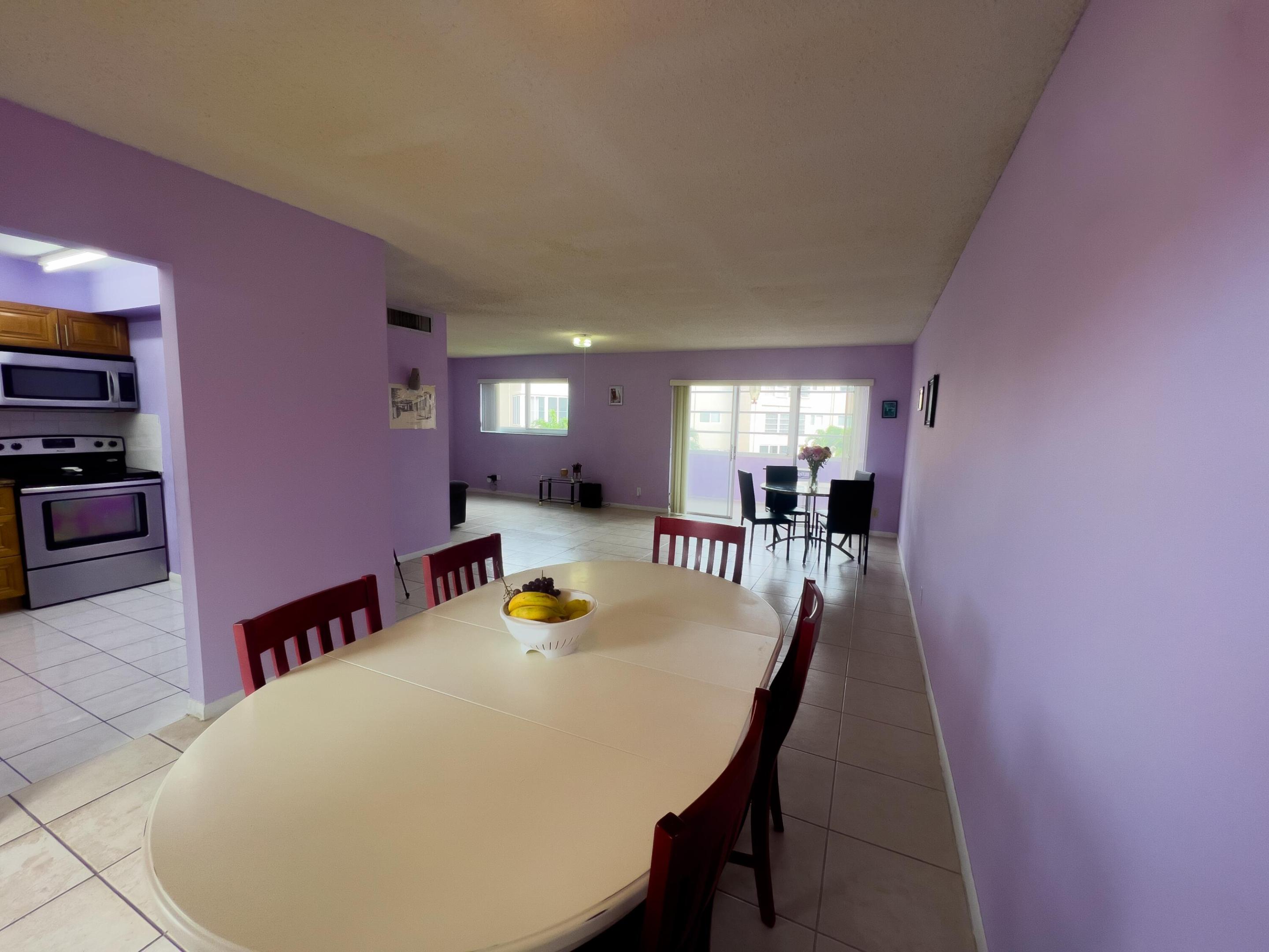 715 Lori Drive Unit: 205