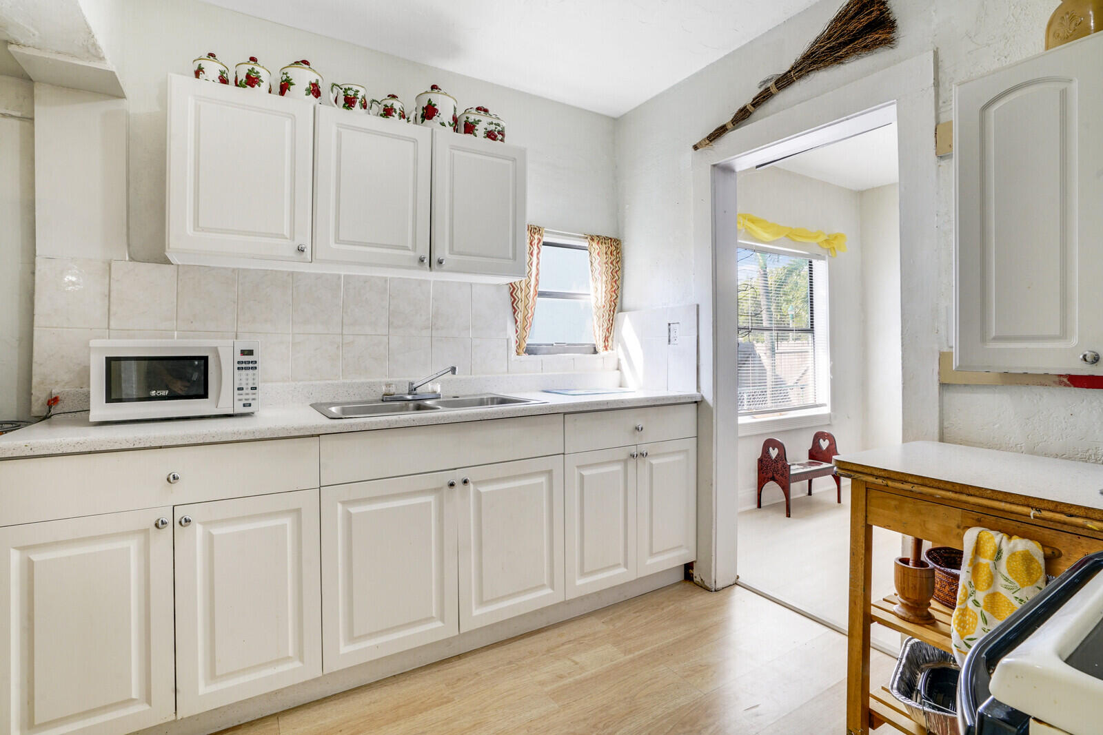 712 Nottingham Boulevard