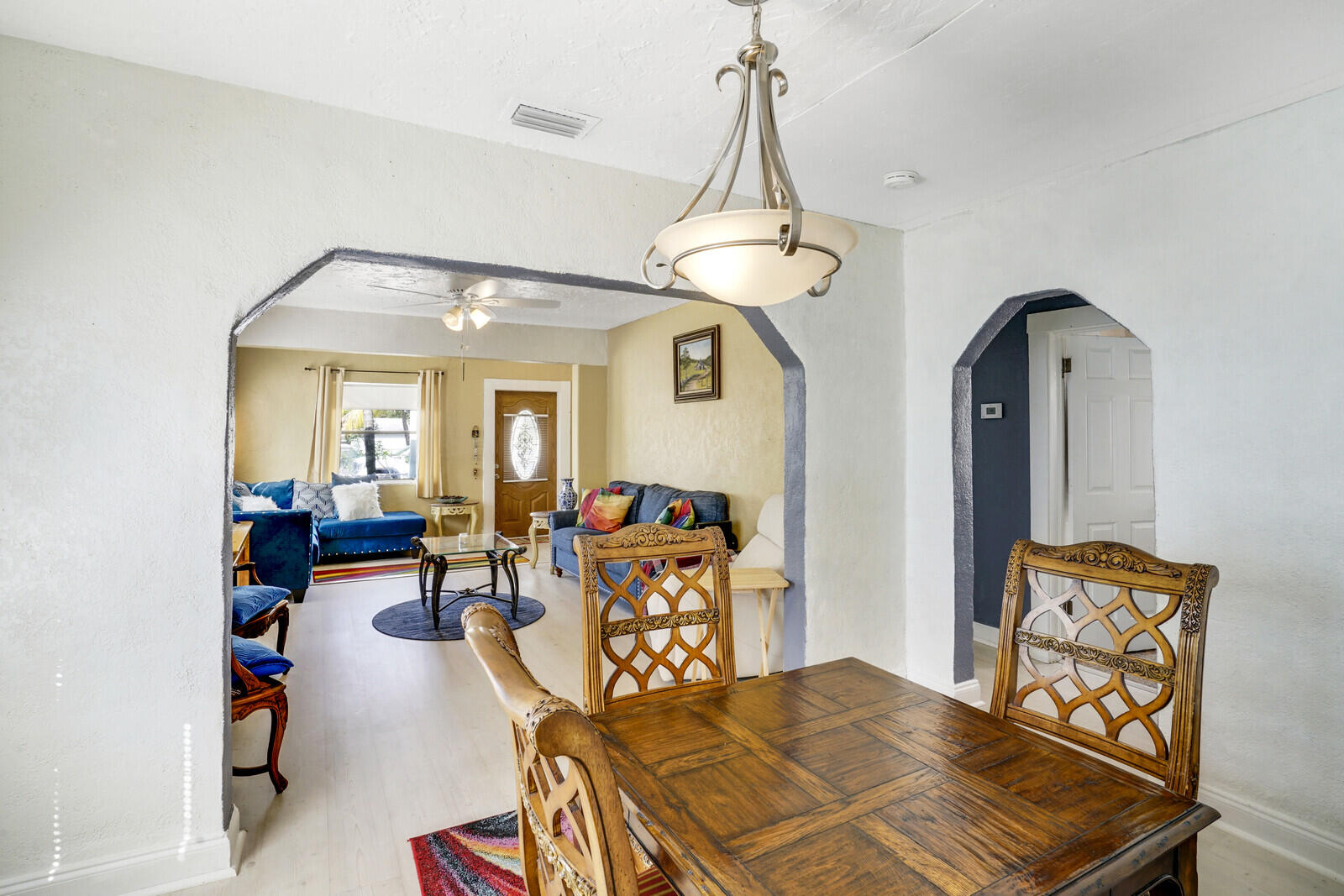 712 Nottingham Boulevard