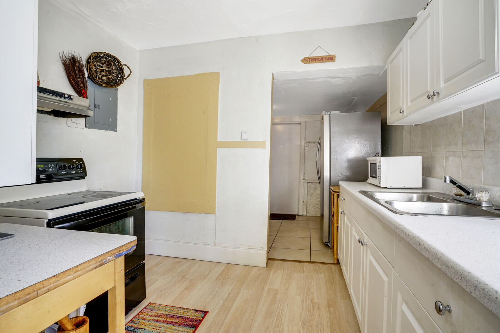 712 Nottingham Boulevard