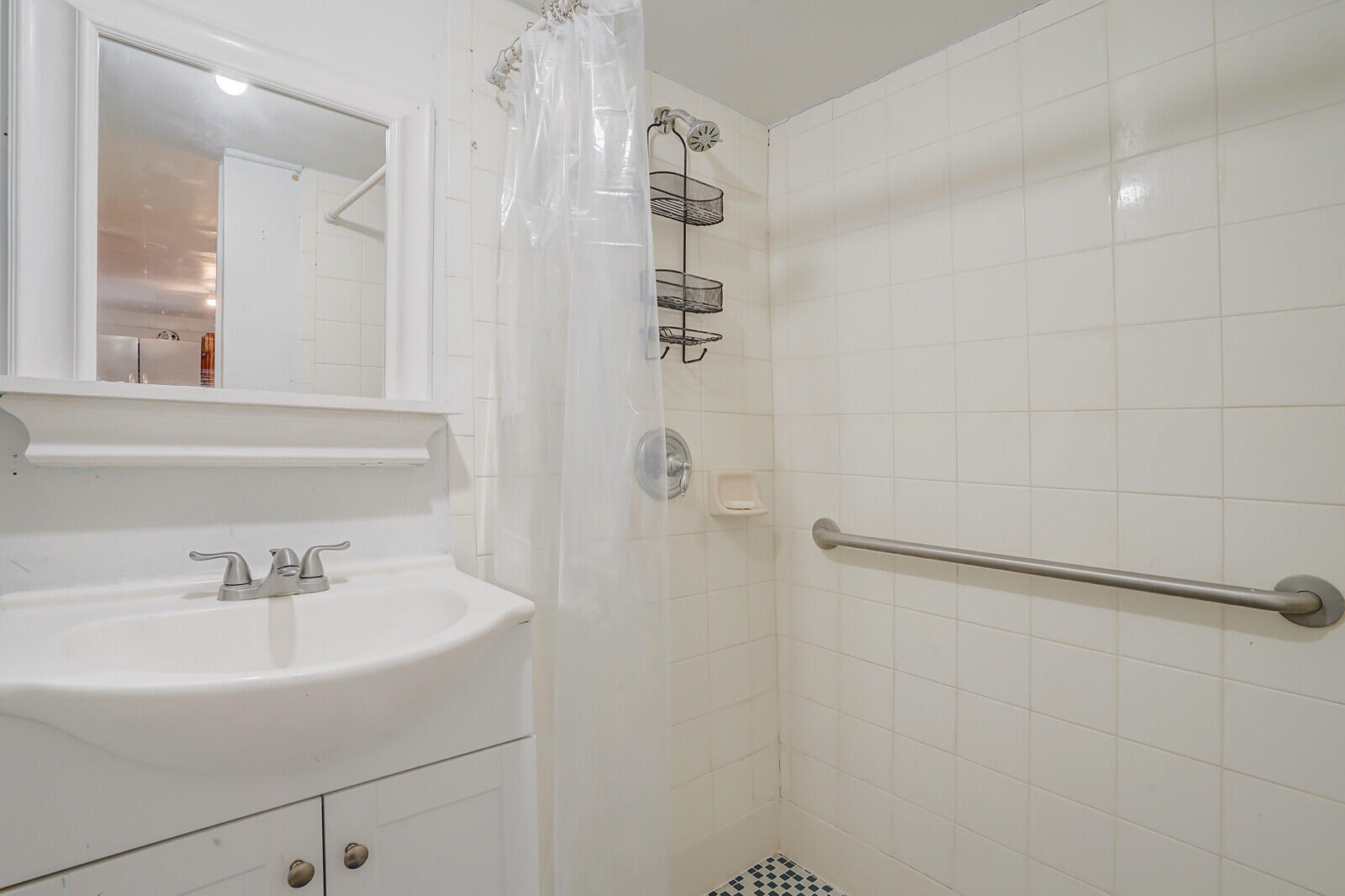 712 Nottingham Boulevard