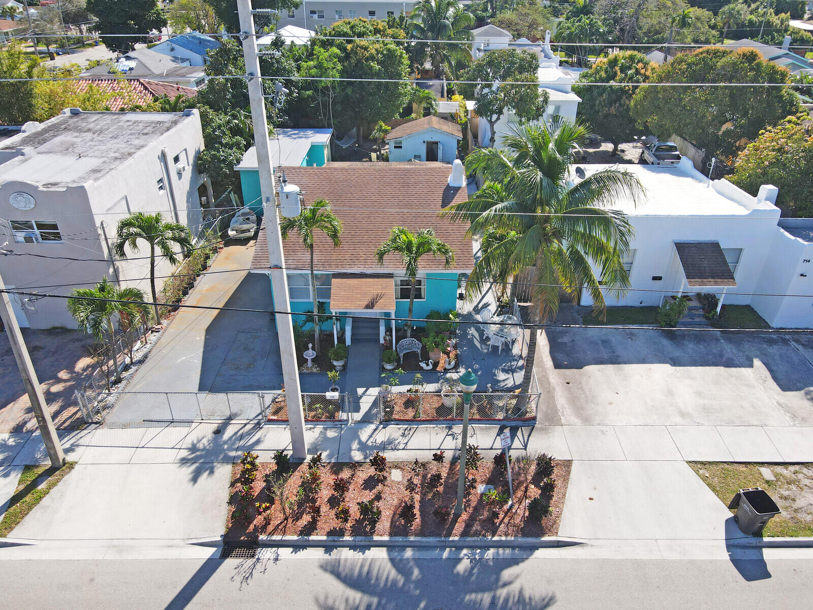 712 Nottingham Boulevard