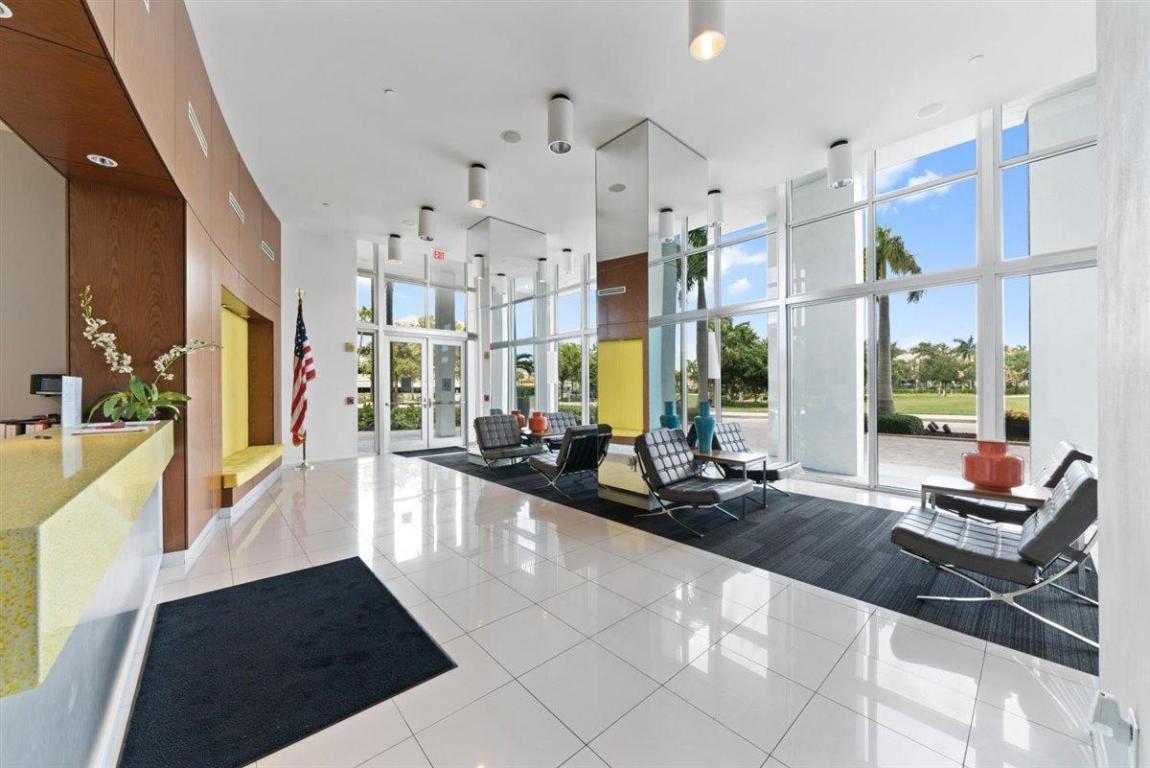 300 S Australian Avenue 105